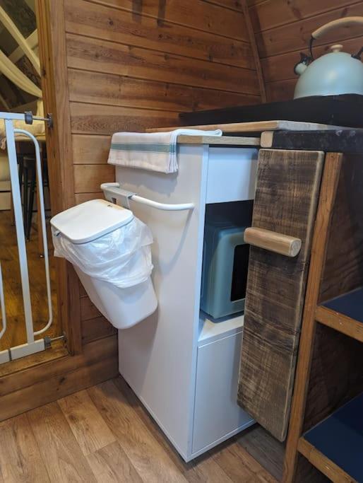 Robin Nest - Cosy Shepherd'S Hut Hideaway Callington Exteriör bild