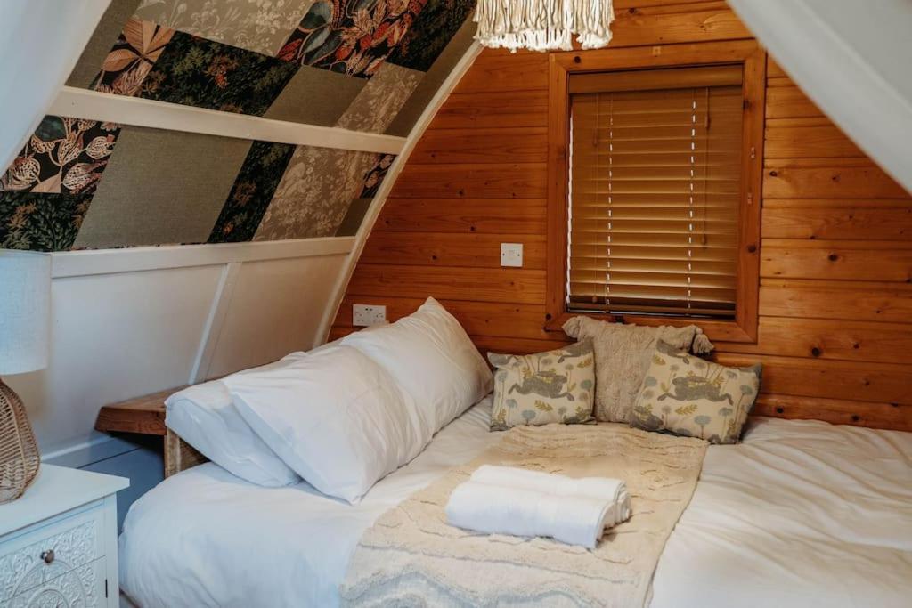 Robin Nest - Cosy Shepherd'S Hut Hideaway Callington Exteriör bild
