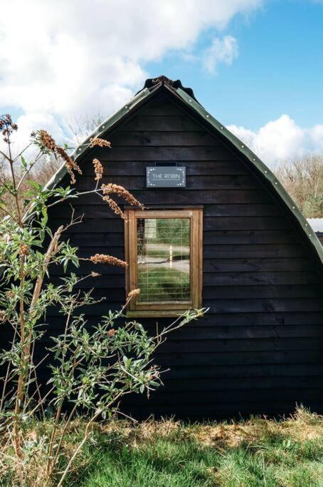 Robin Nest - Cosy Shepherd'S Hut Hideaway Callington Exteriör bild