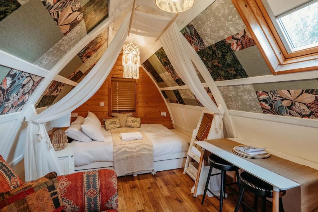 Robin Nest - Cosy Shepherd'S Hut Hideaway Callington Exteriör bild